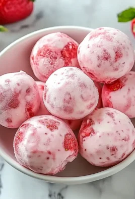 Strawberry Greek Yogurt Bites