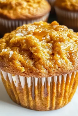Healthy Greek Yogurt Pumpkin Muffins
