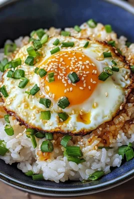 10-min. Easy Korean Egg Rice (Gyeran Bap)