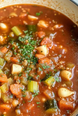 Better than Olive Garden Minestrone Soup