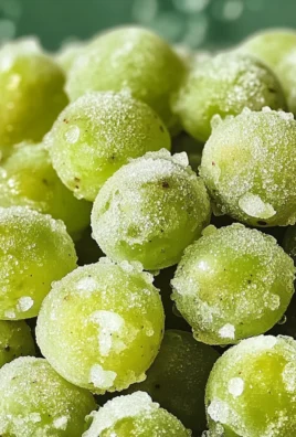 3-Ingredient Frozen Candied Grapes