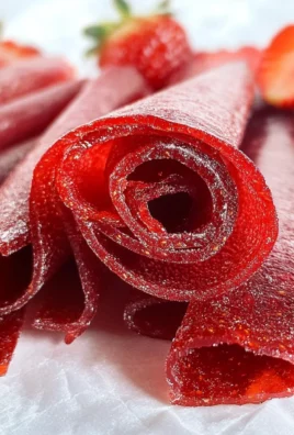 3-Ingredient Homemade Strawberry Fruit Roll-Ups