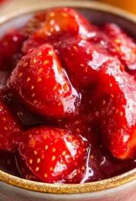 Easy Strawberry Compote (20 Minutes)