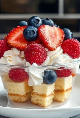 Berry Shortcake Cups