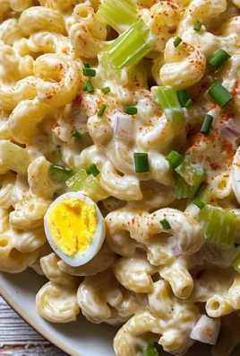 Old Fashioned Classic Macaroni Salad